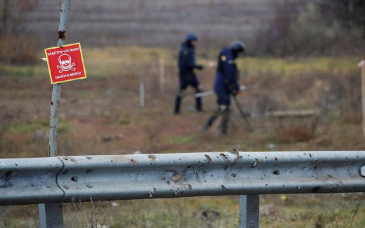 На Харківщині чоловік і 7-річний хлопчик підірвалися на міні