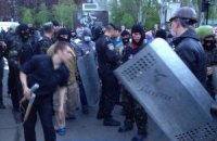 Взятых в заложники донецких активистов отпустили
