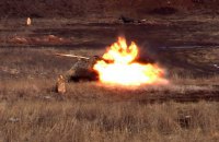 Боевики обстреляли поселок Новолуганское. Есть жертвы 