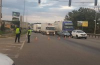 Полиция перекрыла Житомирскую трассу и создала 10-километровую пробку