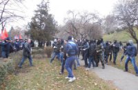 В Харькове "Правый сектор" подрался с коммунистами