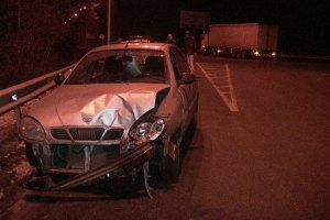 Влетевший под грузовик Daewoo Lanos заблокировал въезд в Вышгород