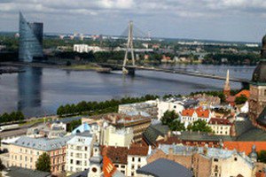 Латвия заявляет о выходе из кризиса