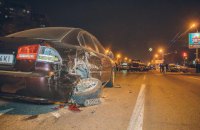 В Днепре водитель BMW на большой скорости протаранил 10 автомобилей
