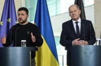 Зеленський заявив про критичну потребу артилерії і констатував відчутне зменшення постачання від партнерів 