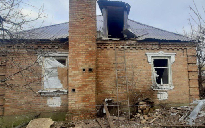 Росіяни обстріляли три райони Дніпропетровщини, є поранений