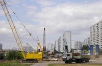 На юге Москвы газон засеяли коноплей