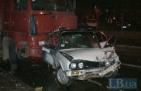 ДТП в Киеве: водитель BMW выехал на встречку и столкнулся с двумя автомобилями