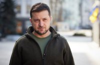 "Мы должны бить их так, как только можем. Гнать их так, как только умеем", - президент призвал украинцев не расслабляться