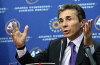 Грузинский премьер выгоняет Саакашвили из президентского дворца