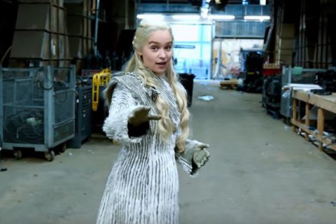 Эмилия Кларк показала съемочную площадку "Игры престолов"