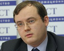 Простые украинцы оплачивают дорогой российский газ за олигархов, - мнение