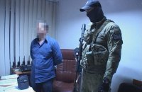 В Днепре подполковника и майора полиции поймали на крышевании торговли алкоголем