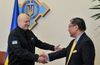Турчинов обсудил закон о деоккупации Донбасса с послом Японии 