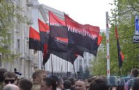 Блокпосты возле базы "Правого сектора" в Днепропетровской области остались