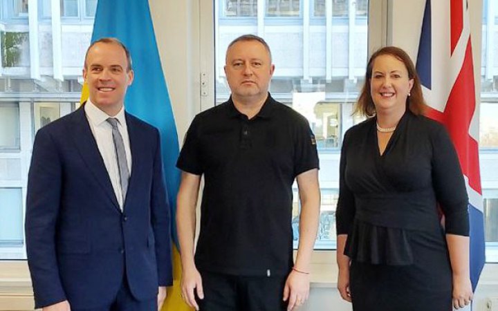Костін зустрівся з міністром юстиції Великобританії і Генпрокурором Англії та Уельсу