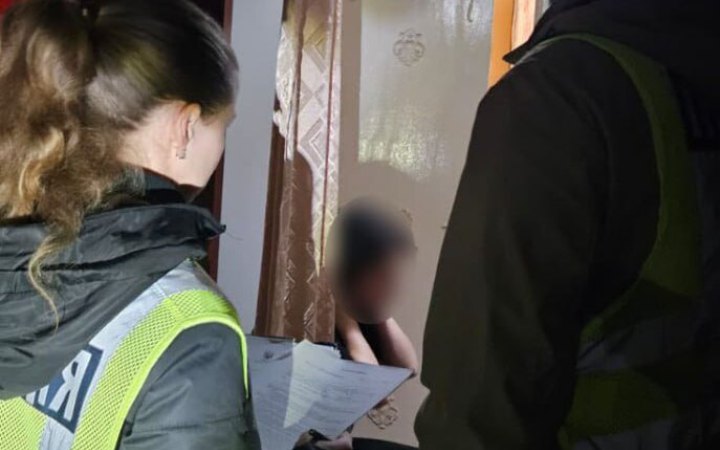 На Житомирщині затримали 17-річну дівчину, яку підозрюють в отруєнні українських військових