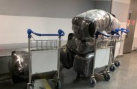 Азербайджанец пытался провезти в Украину 200 кг одежды Prada и Pierre Cardin 