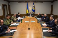 Порошенко созвал внеочередной Военный кабинет из-за ситуации в Луганской области