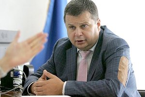 Янукович сменил главу Нацфинуслуг