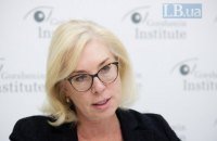 Людмила Денисова: "Сначала было 24 моряка. Потом Зеленский смог увеличить эту цифру"