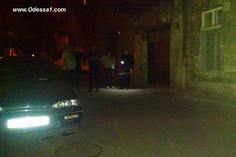 Біля одеського будинку підірвали гранату