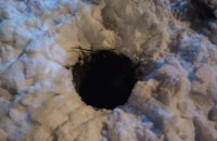 ​В Днепре 4-летний мальчик провалился в канализацию
