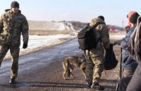 Журналистов не пустили к Порошенко, обвинив их в мошеничестве и хранении оружия