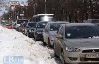 КГГА предупреждает о возможных пробках из-за митинга оппозиции