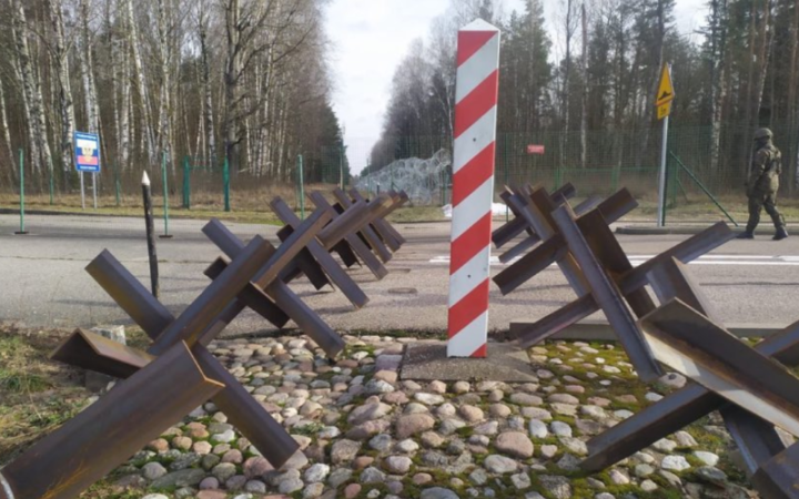 Два білоруських вертольоти порушили повітряний простір Польщі