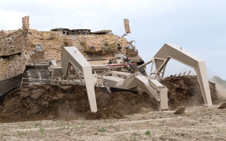 Німеччина надала новий пакет допомоги Україні: є боєприпаси, дрони і системи виявлення БпЛА