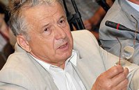 Геец: ставки налогов в кризисной экономике снижать нельзя
