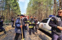 "Їздили лісом і не знали, де ми". Пожежники розповідають, як гасили Чорнобиль