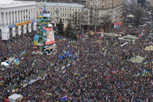 Майдан поддерживает половина украинцев, - опрос R&B