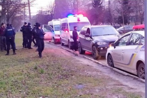 Во Львове со стрельбой похитили человека