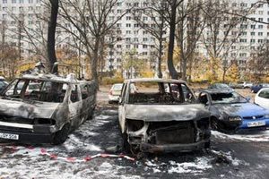 В Берлине вынесли приговор поджигателю более 100 машин