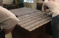 У Запоріжжі під час отримання $25 тис. хабара затримали адвоката