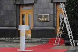 Янукович так и не дождался снега