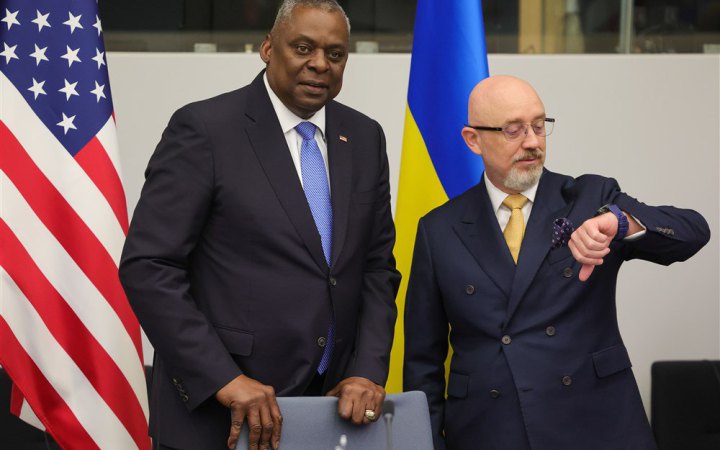 Олексій Резніков провів телефонну розмову зі своїм американським колегою