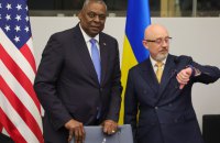 Олексій Резніков провів телефонну розмову зі своїм американським колегою