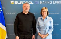 Костін обговорив з директором Європолу спільне розслідування злочинів РФ