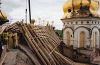 У Лаврі в Києві почала роботу комісія з обстеження даху: 70% вже закрито аварійним накриттям