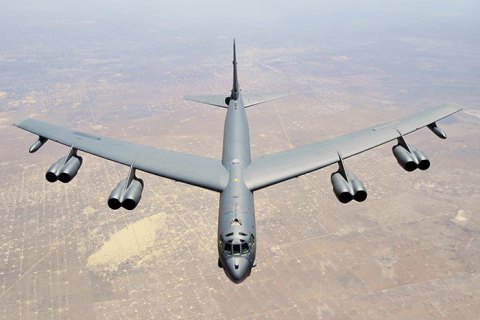 США перебросили на авиабазу в Британии шесть стратегических бомбардировщиков