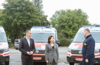 Ще шість реанімобілів передала компанія "Епіцентр" для потреб центрів екстреної медичної допомоги та медицини катастроф