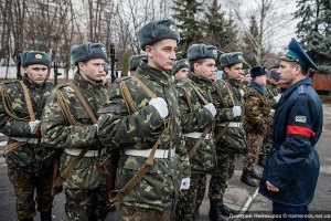 Армия предупредила, что может стрелять в экстремистов