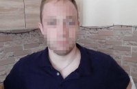 В Киеве полицейские задержали мужчину, который повредил стекло на "мосту Кличко"