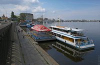 Історія про землю, «честь» і Кобзона