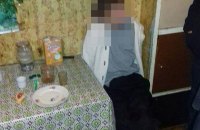 В Запорожье женщина выбросила младенца с третьего этажа, приревновав сожителя к матери ребенка