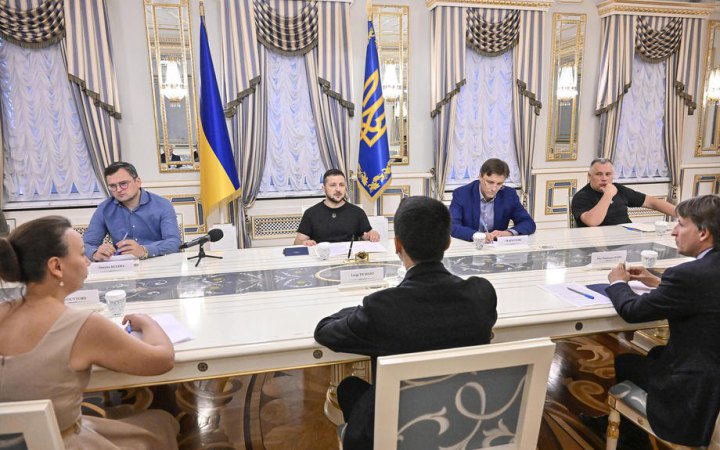 Зеленський обговорив з Маріо Драґі ракетний терор з боку росіян
