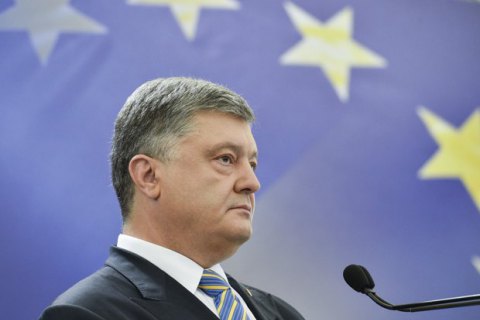 Порошенко посетит Берлин для переговоров с Меркель по встрече "Нормандской четверки"